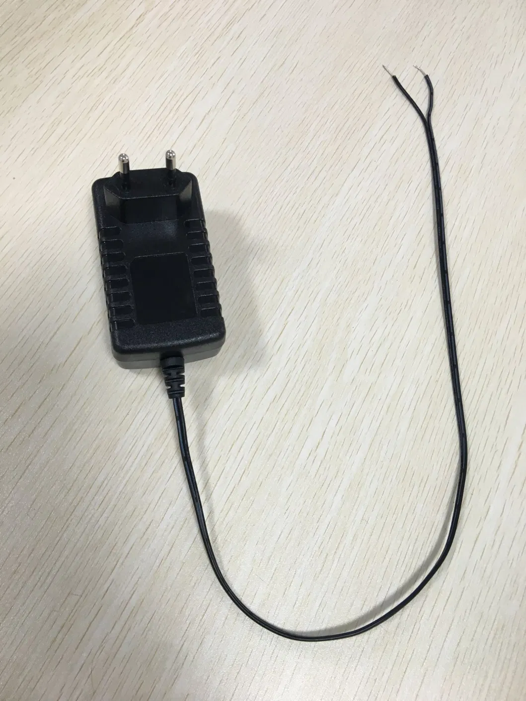 18V 1A Cec (VI) / ERP (VI) Power Adapter with CE/ GS/UL/cUL Certification