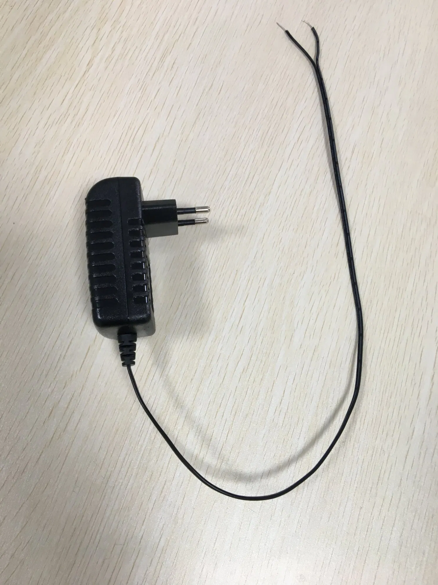 18V 1A Cec (VI) / ERP (VI) Power Adapter with CE/ GS/UL/cUL Certification