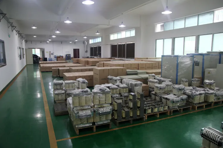 Auto Compensated Voltage Stabilizer SBW-200kVA Pure Copper for Big Motors