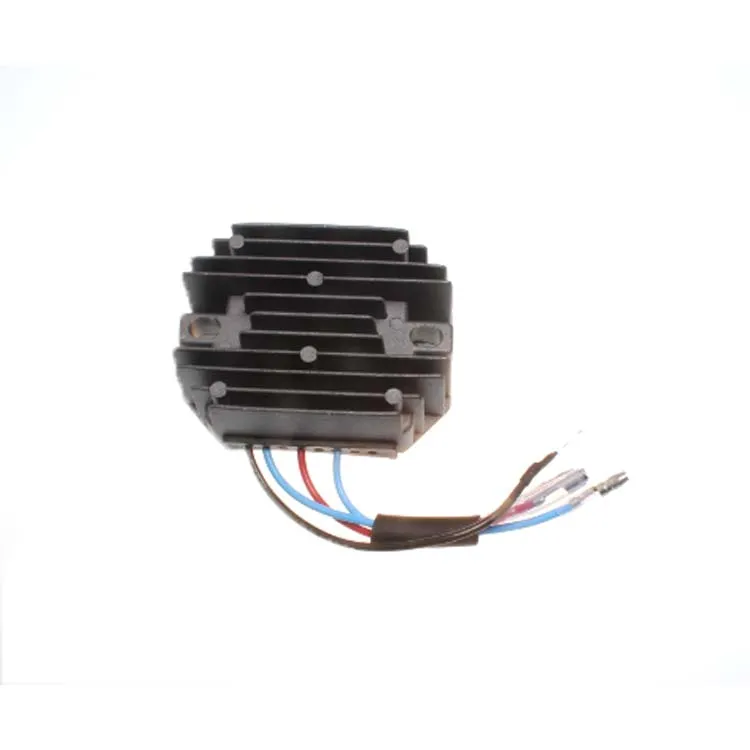 in-Stock 15372-64602 1537-64600 12V Voltage Regulator Fit for Kubota Tractor B4200 B5100e B5100d B7100d B7100hst-D B7100hste B61