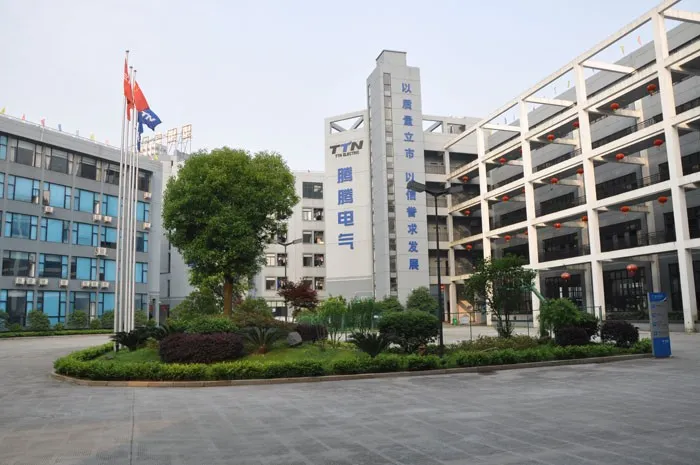 SBW-250K Three Phase Voltage Regulator